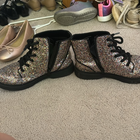 Rainbow Glitter Boots - Picture 4 of 4
